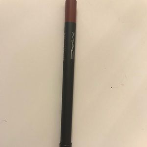 Mac lip liner